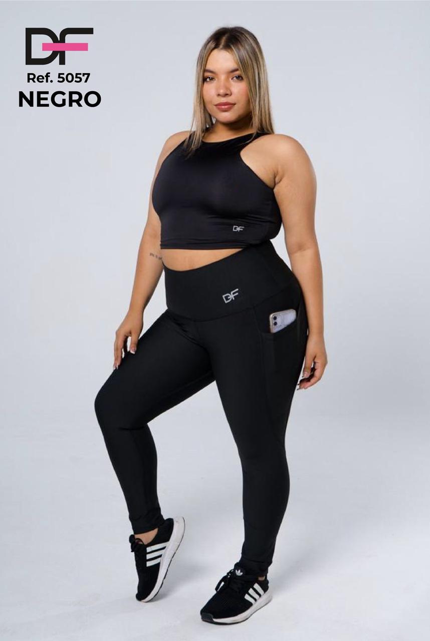 Leggins Unicolor Plus Bolsillo